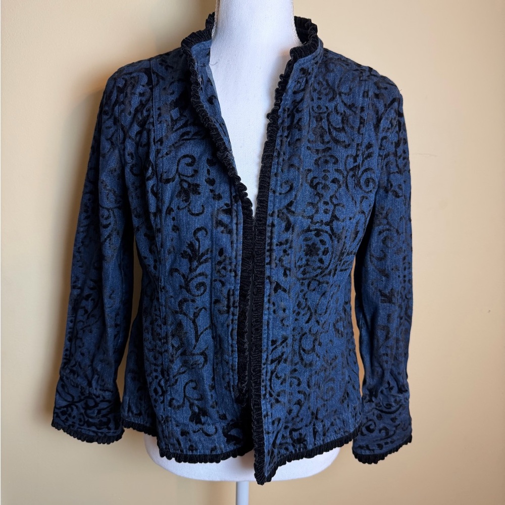 Chico’s Jacket Women's size 1 Blue and Black denim Hook and Eye closing - Picture 2 of 11